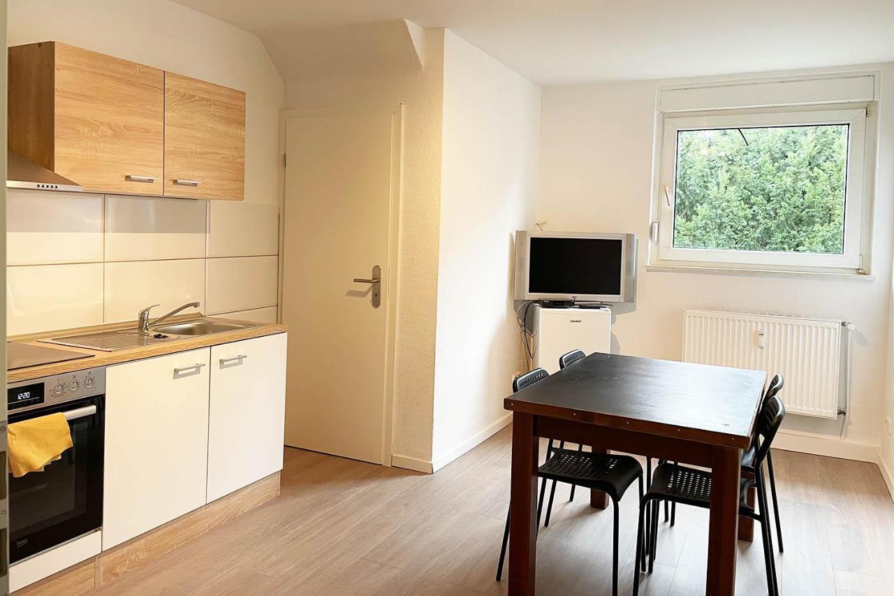 Cozy 2-Room Apartment Brühl Exteriör bild